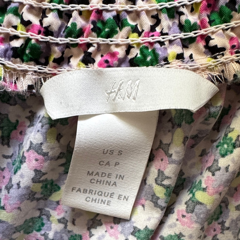 H&M Multicolor Floral Kids Blouse with Puff Sleeves - Picture 2 of 3